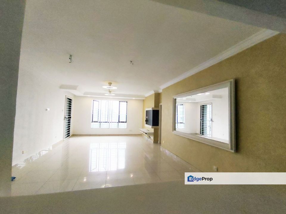 Atmosfera Condominium Limited Corner Unit for Sale!, Selangor, Puchong
