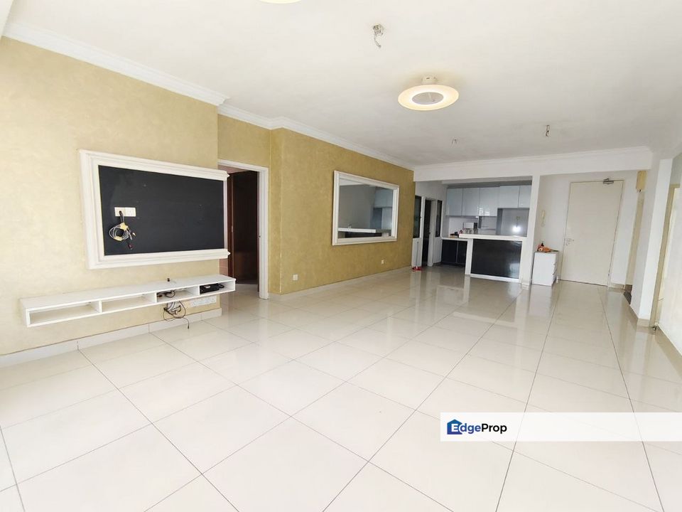 Atmosfera Condominium Limited Corner Unit for Sale!, Selangor, Puchong