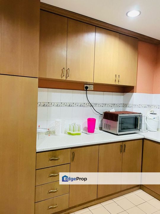 Impian Height Partially Furnished Unit for Rent!, Selangor, Puchong