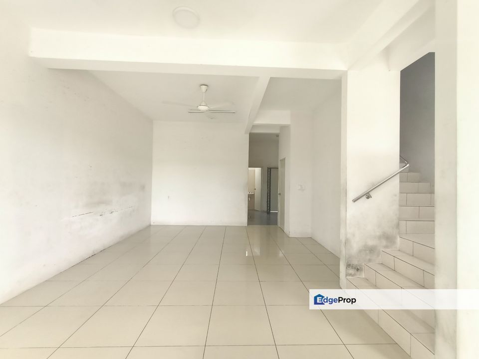 Double Storey house near WCE highway, Banting, Selangor, Banting