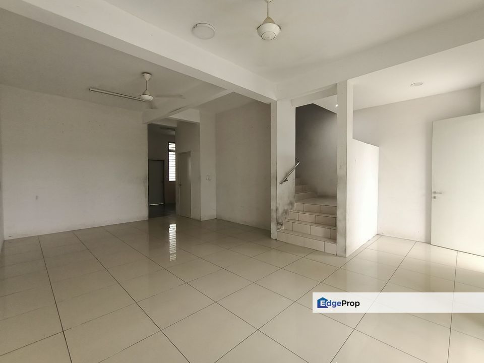 Double Storey house near WCE highway, Banting, Selangor, Banting