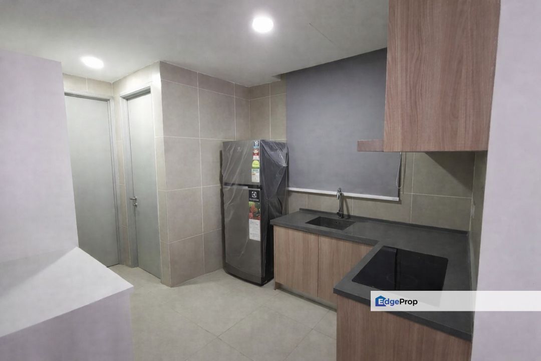 KL Gateway Premium Residence Fully Furnished Unit for Sale!, Kuala Lumpur, Bangsar South