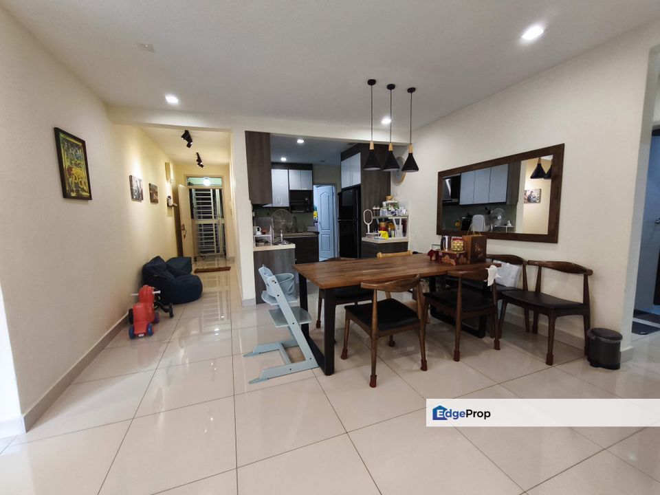 Atmosfera Condominium Fully Furnished Unit for Sale!, Selangor, Puchong
