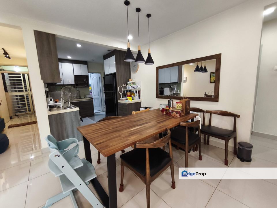 Atmosfera Condominium Fully Furnished Unit for Sale!, Selangor, Puchong