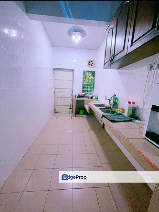 Jalan Kenari, Bandar Puchong Jaya, Selangor, Puchong