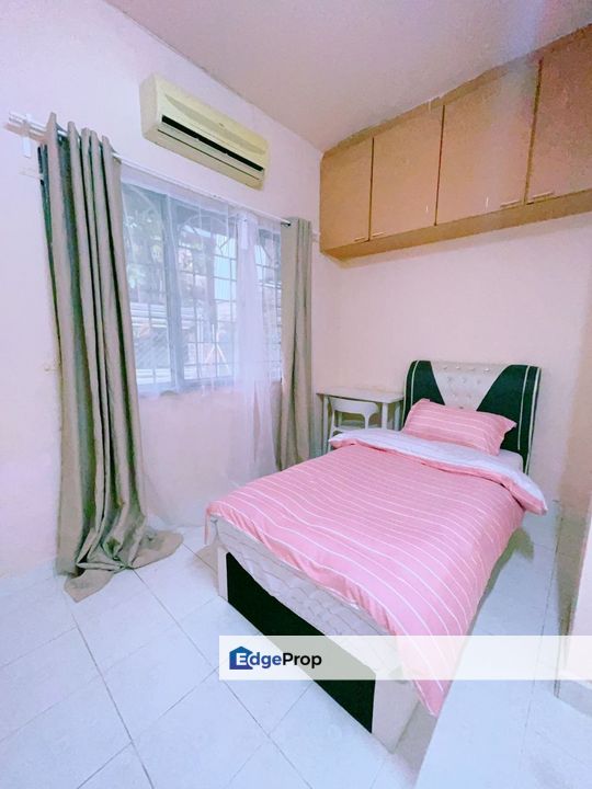 Jalan Kenari, Bandar Puchong Jaya, Selangor, Puchong