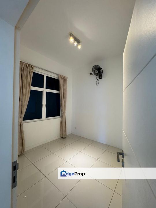 Skypod Residence Unit for Sale!, Selangor, Puchong