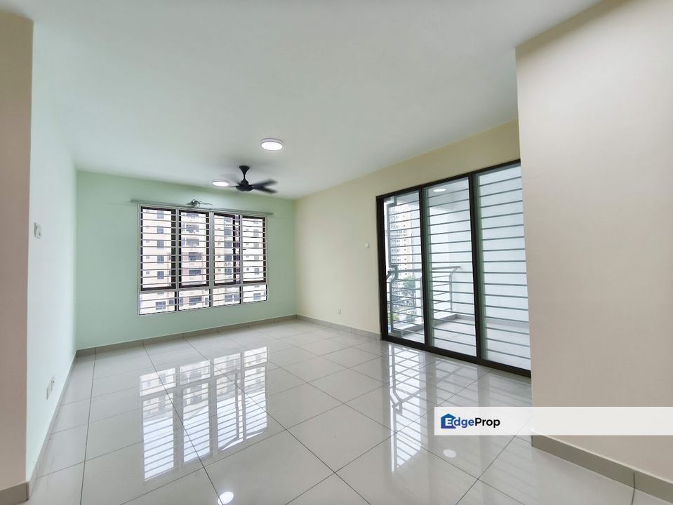 Atmosfera Condominium Newly Renovated Unit for Sale!, Selangor, Puchong