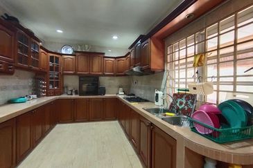 Big Corner Subang Jaya USJ Putra Height Bunglow Land with Huge Land Masion Land 13500sq