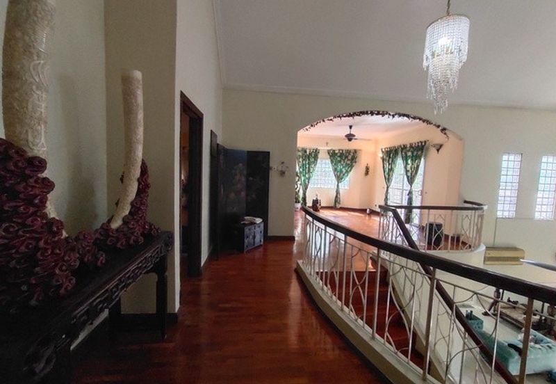 Big Corner Subang Jaya USJ Putra Height Bunglow Land with Huge Land Masion Land 13500sq