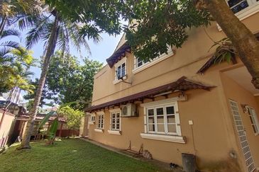 Big Corner Subang Jaya USJ Putra Height Bunglow Land with Huge Land Masion Land 13500sq