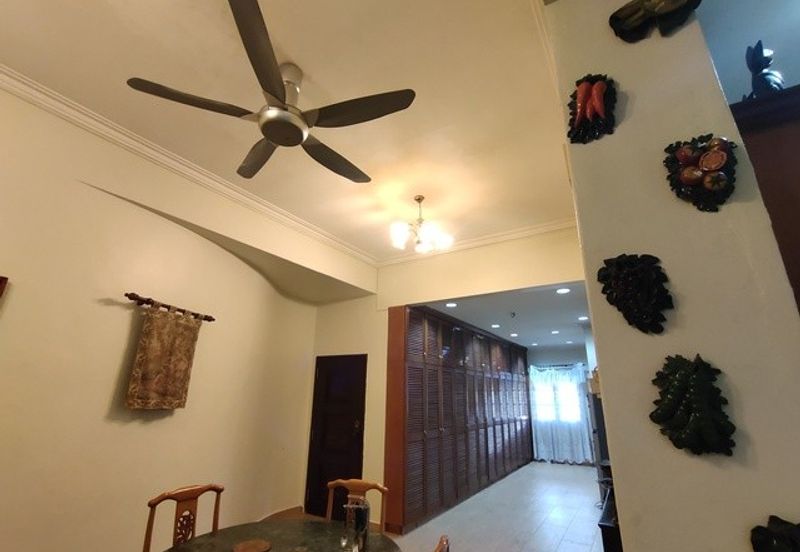 Big Corner Subang Jaya USJ Putra Height Bunglow Land with Huge Land Masion Land 13500sq