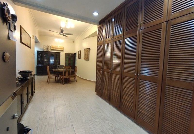 Big Corner Subang Jaya USJ Putra Height Bunglow Land with Huge Land Masion Land 13500sq