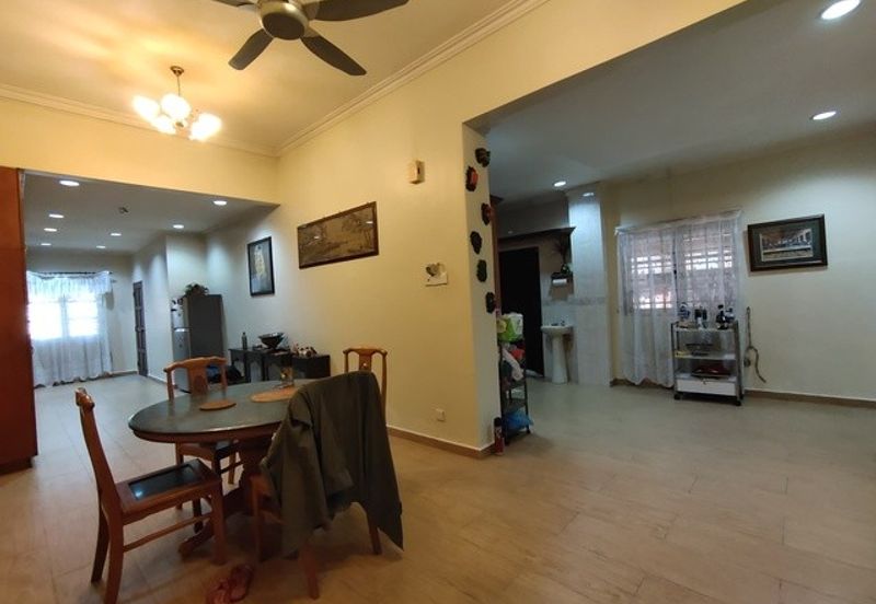 Big Corner Subang Jaya USJ Putra Height Bunglow Land with Huge Land Masion Land 13500sq