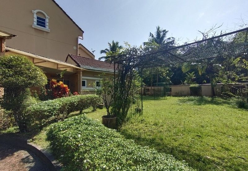 Big Corner Subang Jaya USJ Putra Height Bunglow Land with Huge Land Masion Land 13500sq