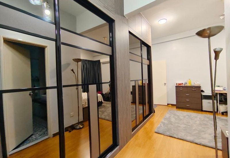 Zefer Hill Residence