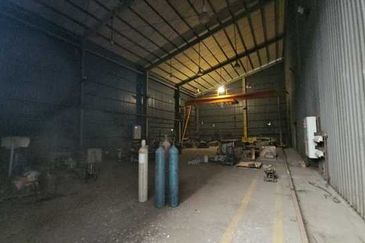 West Port, Pulau Indah