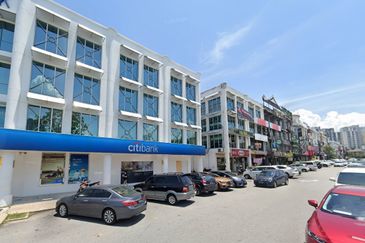 Bandar Puteri Puchong Ground floor shop for rent