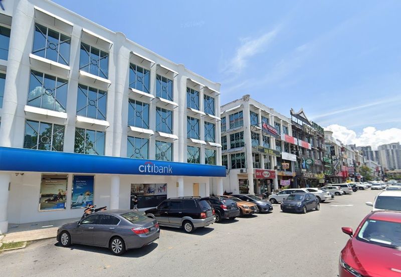 Bandar Puteri Puchong Ground floor shop for rent
