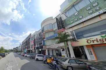 Bandar Puteri Puchong Ground floor shop for rent