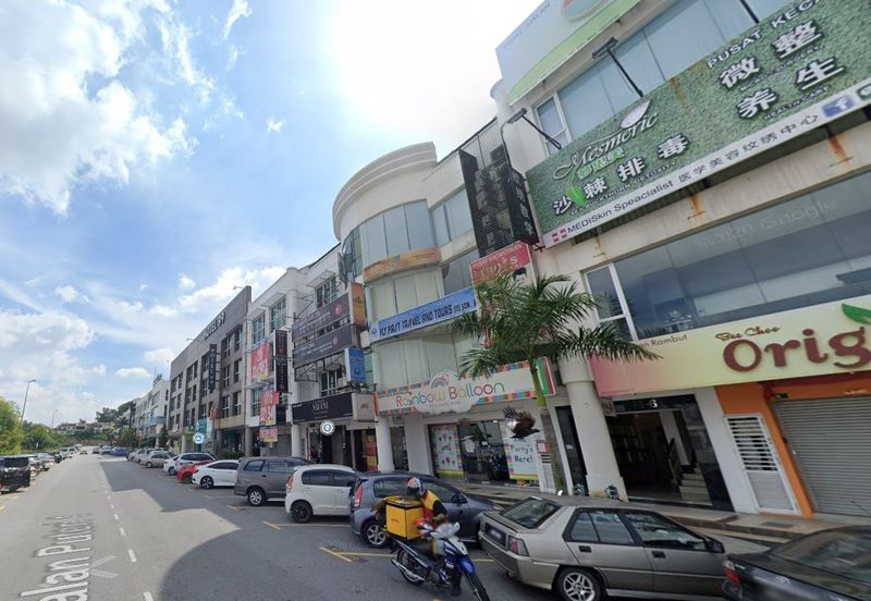 Bandar Puteri Puchong Ground floor shop for rent