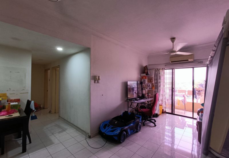 Vista Millennium Condominiums