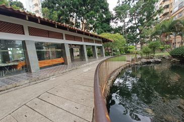 Vista Millennium Condominiums