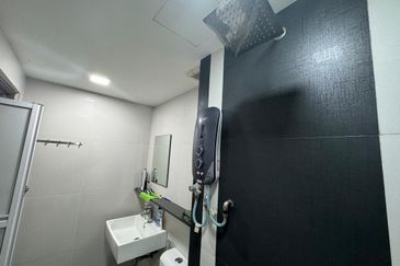 Royal Domain Sri Putramas II