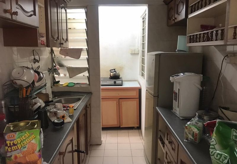 Plaza Sinar Apartment