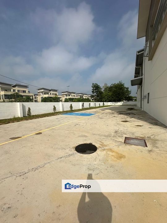 Semi- D bungalow modern look contemporary factory , Selangor, Rawang