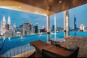 The Luxe by Infinitum