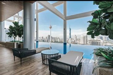 The Luxe by Infinitum