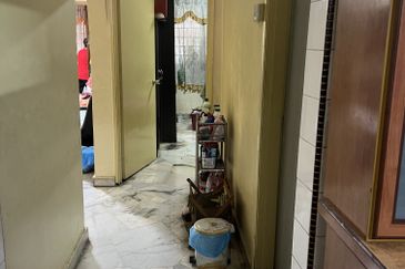 Super Deal Single storey house for sale 