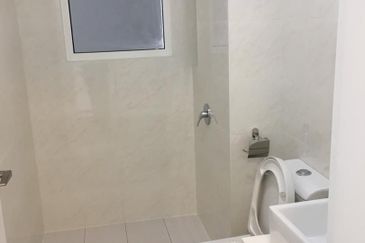 Aurora Tower @ Eco Sky