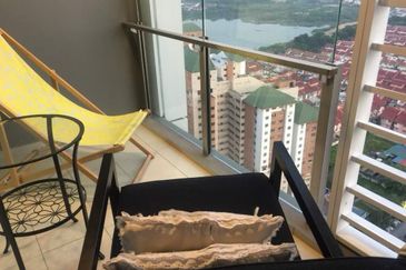 Aurora Tower @ Eco Sky