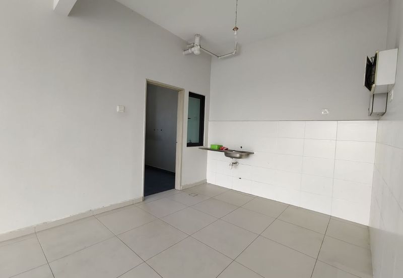 Zefer Hill Residence