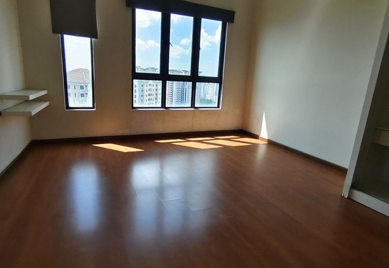 Zefer Hill Residence