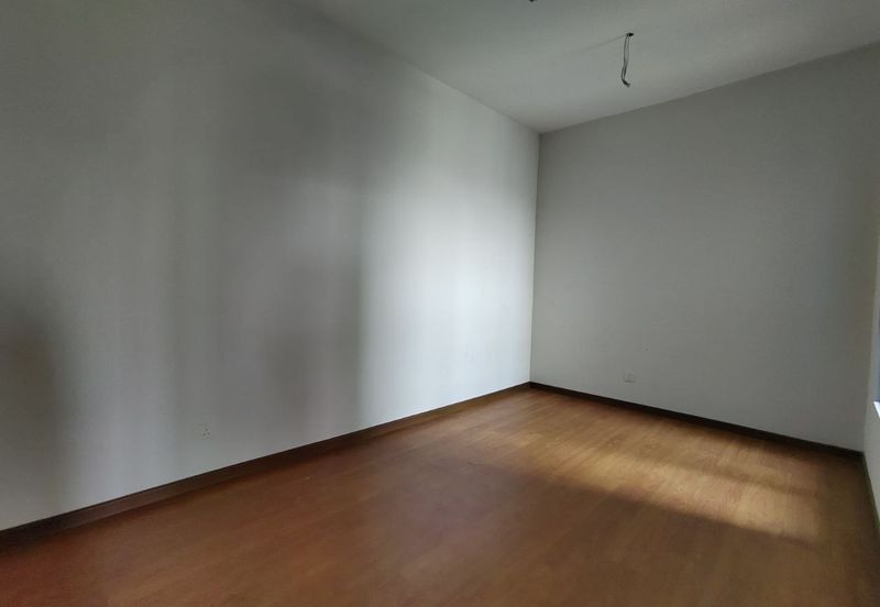 Zefer Hill Residence