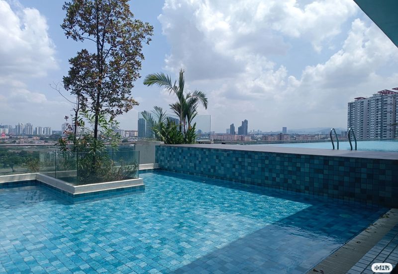 Zefer Hill Residence