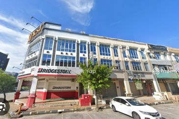 Jalan Kenari, Bandar Puchong Jaya