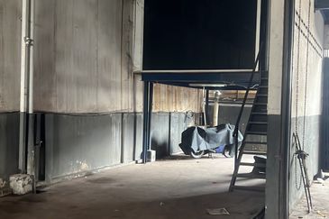 Taman Industrial Sungai Buloh (TSB Commercial Centre)