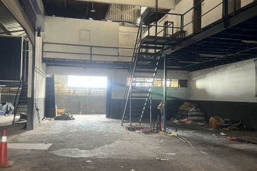 Taman Industrial Sungai Buloh (TSB Commercial Centre)