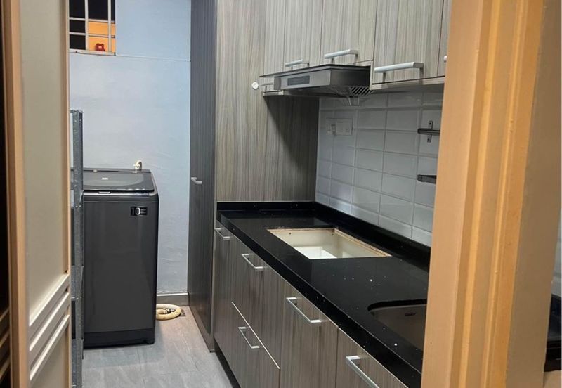 Royal Domain Sri Putramas II