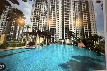 Royal Domain Sri Putramas II