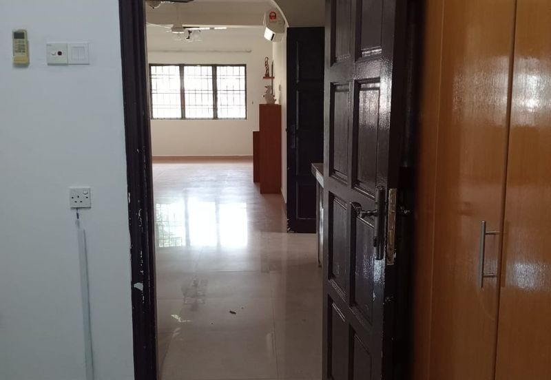 Damansara damai  Sg buloh 7000 sqft landed house for Sale 