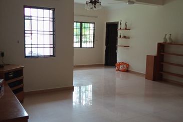 Damansara damai  Sg buloh 7000 sqft landed house for Sale 