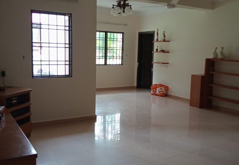 Damansara damai  Sg buloh 7000 sqft landed house for Sale 