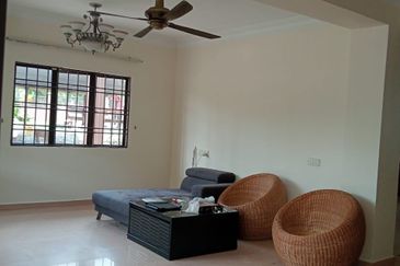 Damansara damai  Sg buloh 7000 sqft landed house for Sale 