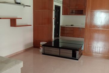 Damansara damai  Sg buloh 7000 sqft landed house for Sale 