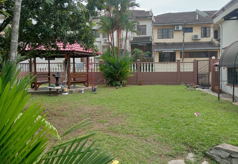 Damansara damai  Sg buloh 7000 sqft landed house for Sale 